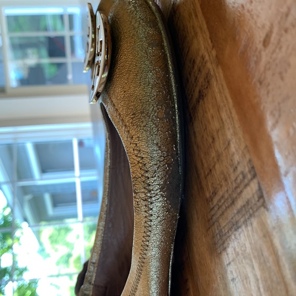 Tory Burch ballet flats. Gold metallic. - Picture 4 of 9